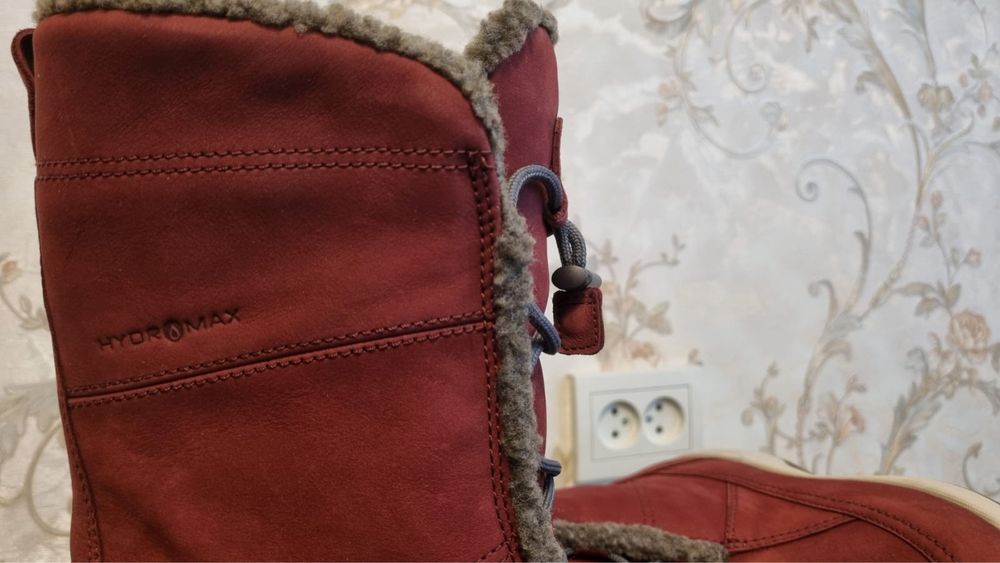 Зимние сапоги ECCO оригинал новые 40 размер