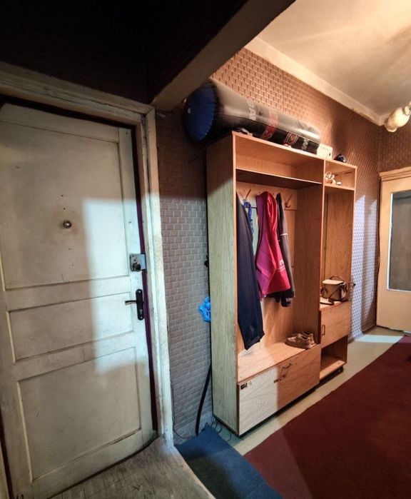 Срочно сотилади Сергели дустлик 1. 2/3/5 . Без ремонт 2×6 балкон макта