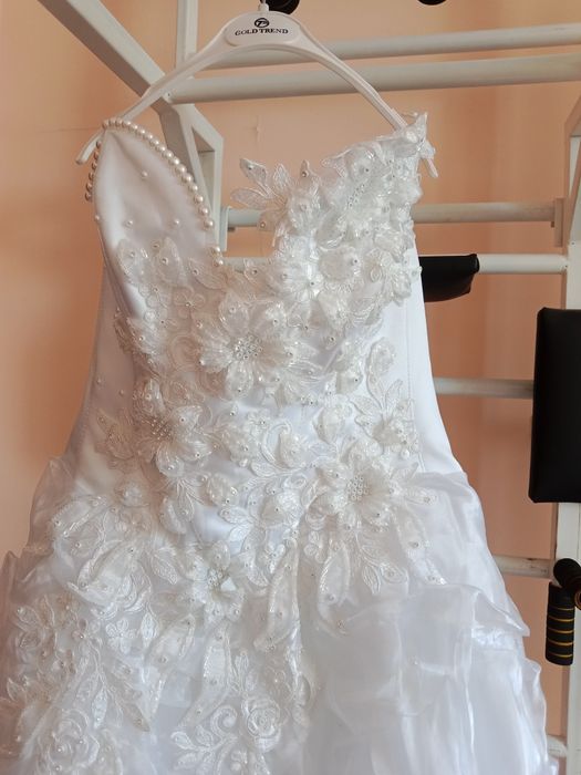 Продам свадебное платье