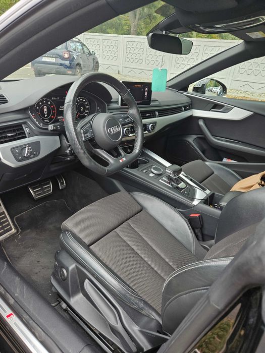 Vând Audi A5 40 TFSI 2018