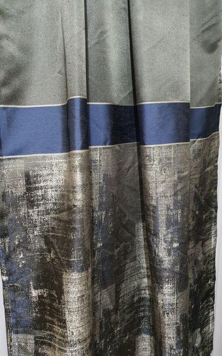 Завеси готови за закачване с кукички