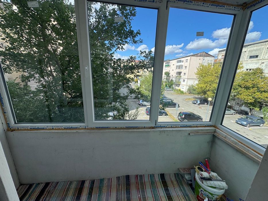 Apartament cu 3 camere Micro 16