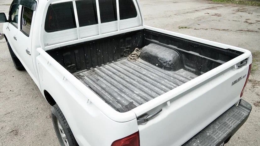 Продам Toyota Hilux . СРОЧНО