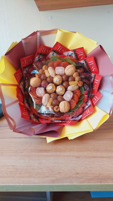 Букет из сухофруктов