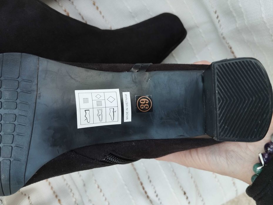 Велурени  боти  39 номер