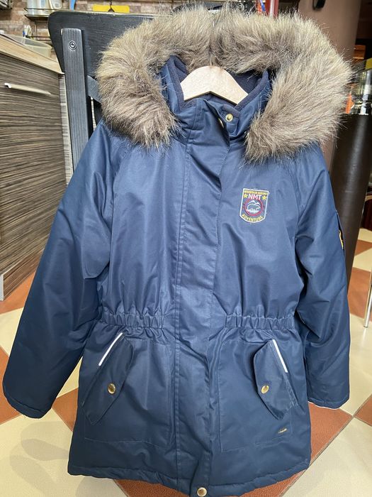 Продам парку р-р 134