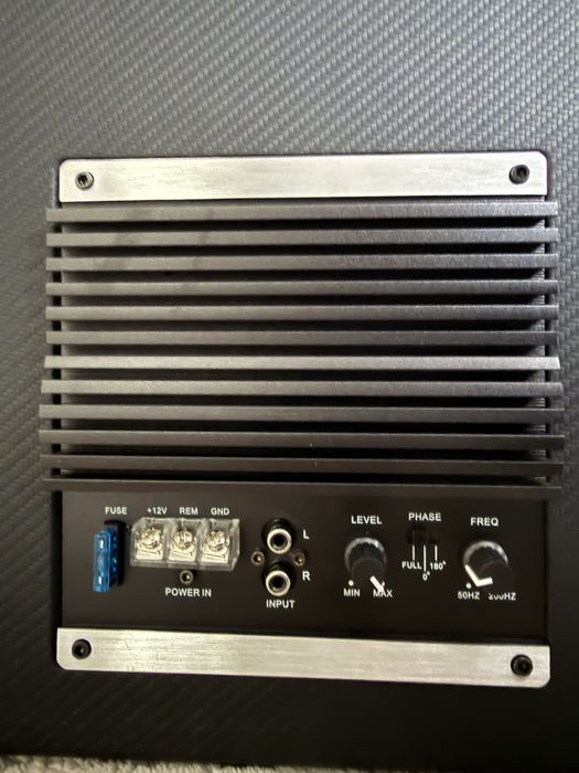 Сабвуфер продаёться