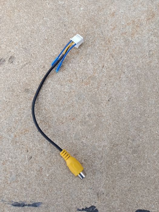 Кабелни адаптори за камера за  задно виждане