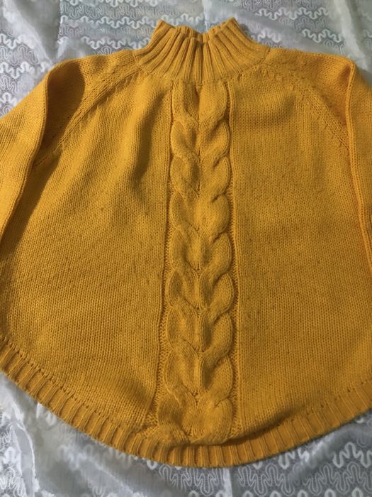 Продам теплые свитера и кофты