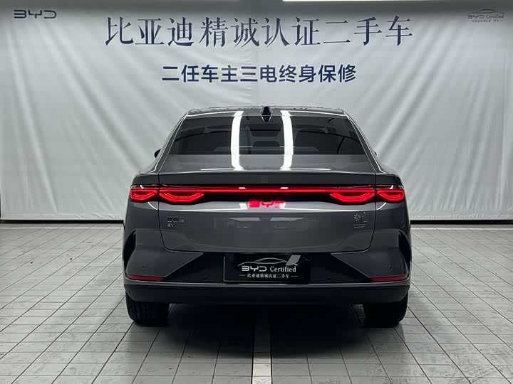 Qin L EV 545KM Cloud Carriage Edition