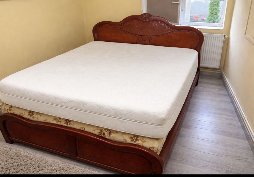 Saltea din spuma cu memorie 160x200 Stare foarte buna