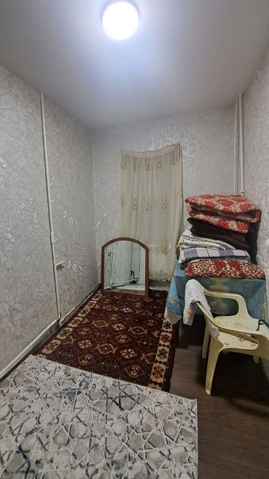 Чирчик шахар 
2-микрораён галирейка 
#2-хона 3-хона килинган 2-етаж