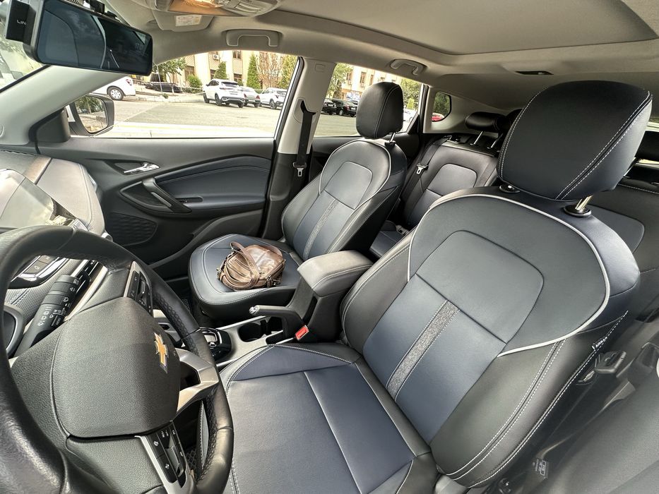 Tracker 2 premier plus 2025