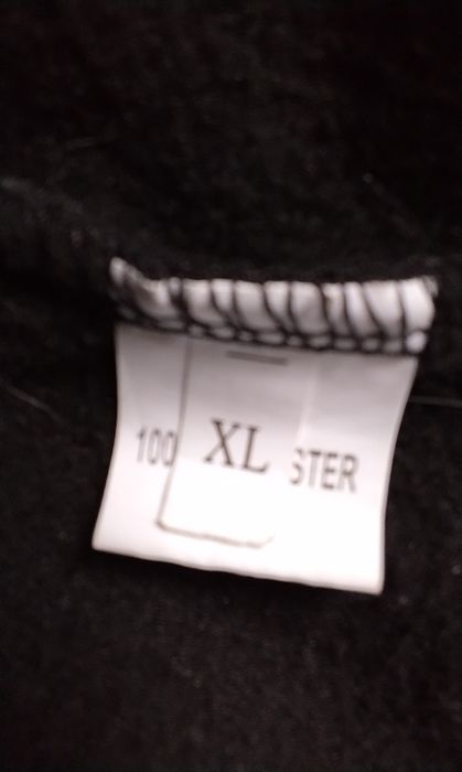 Продаю спортивный костюм