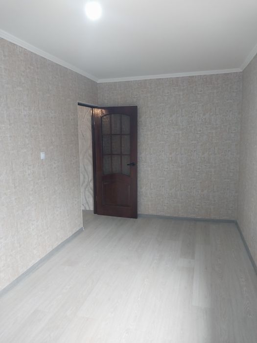 Левкас обои леонардо, мокрый шелк