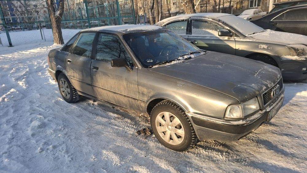 Продам ауди В 4 состаяние вопрос личка