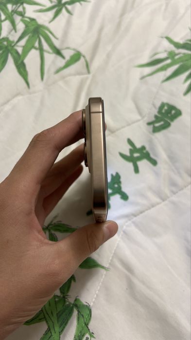 Айфон 16 pro 256/89