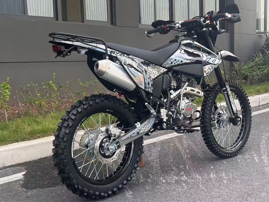 ZONSEN 300куб мотоцикл