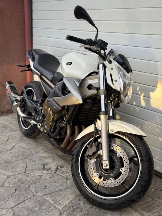 Yamaha Xj6N 2011