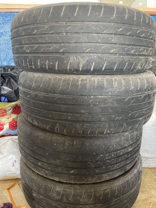 Шины б/у летние 4 балона