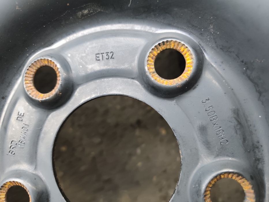 16" оригинални патерици за Vw, Mercedes, Skoda..