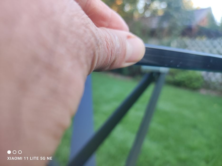 Masa rotundă living