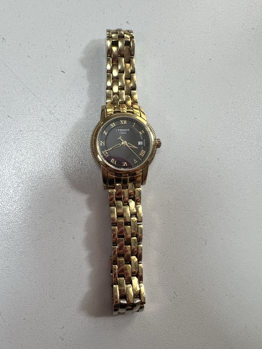 Продам часы Tissot