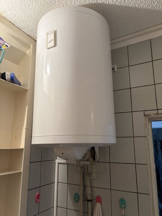 Дава се под наем Тристаен апартамент в София, Люлин 10 - 84 кв.м за 747.66 € - Снимка #14