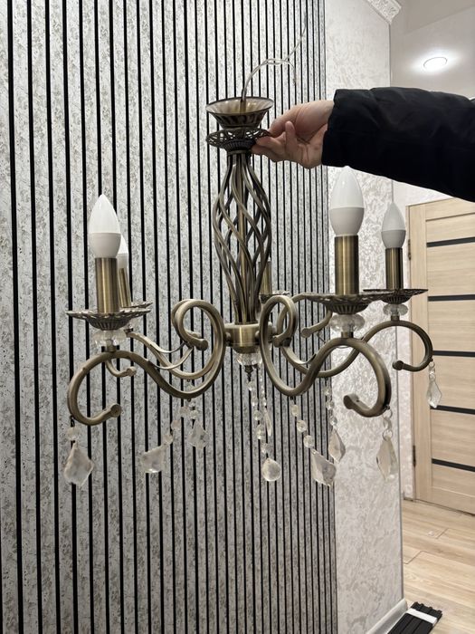 Люстра в спальную