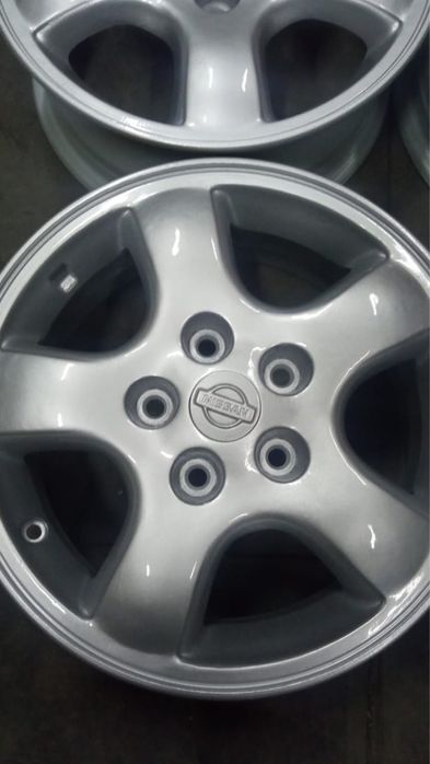 Диски на нисан  15