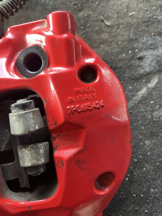 Спирачни апарати Porsche Cayene 2014 комплект 7PP615123 brembo 6 pot