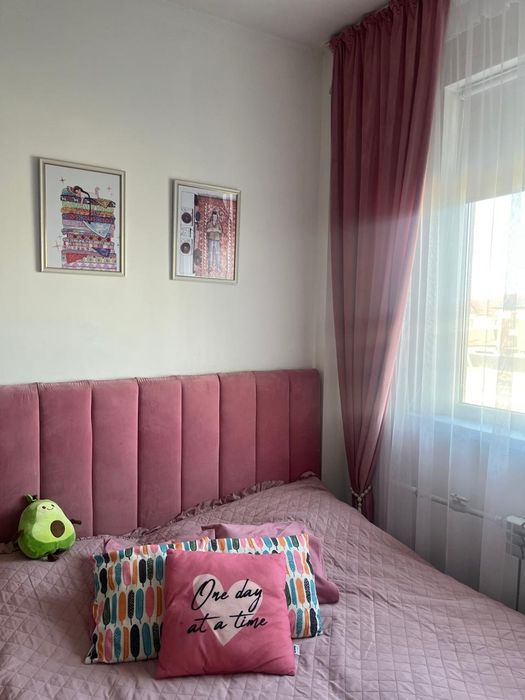 Двухспальная кровать