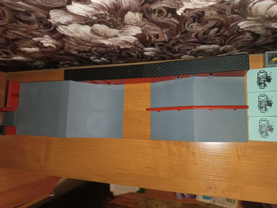 Скейт парк с фингербордами