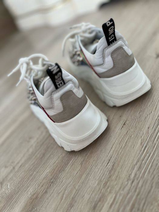 Продам обувь женскую