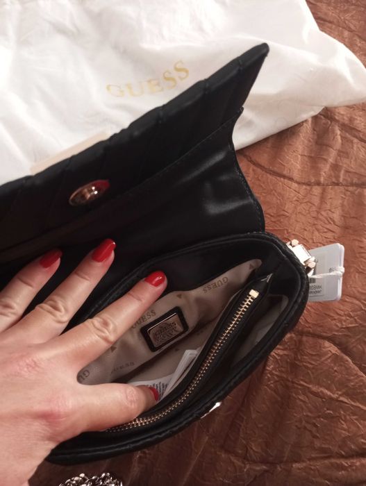 Guess Оригинална черна дамска чанта супер луксозна от Guess