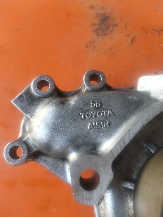 Помпа Тойота камри 30 1mz