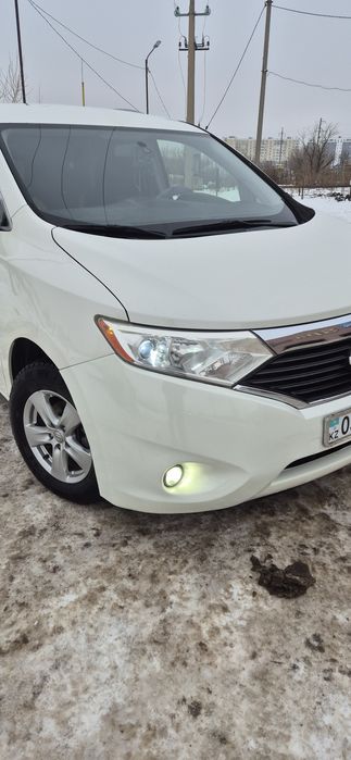 Продам семиместный минивэн.