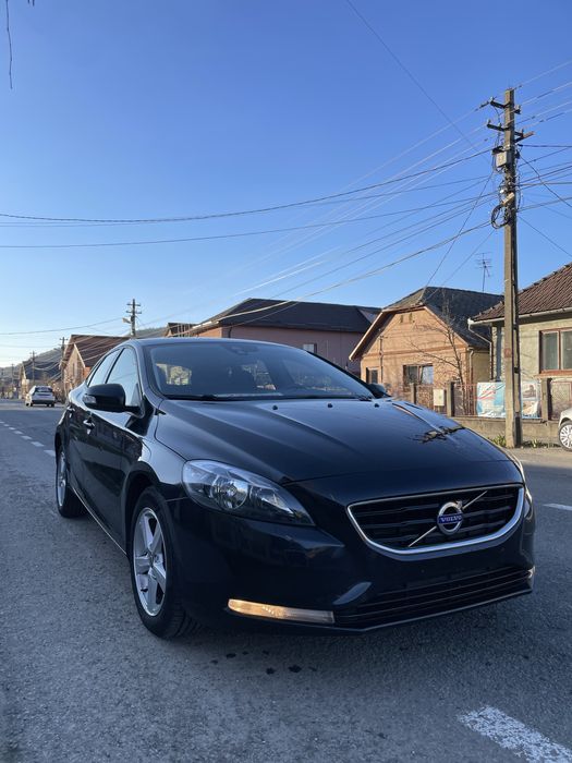 Volvo V40 D2 2.0 diesel 120 cp 2015
