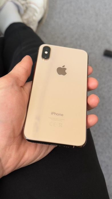 Iphone xs,64 gb.