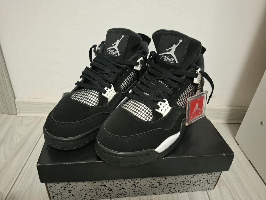 Air Jordan 4 White Thunder - mărimea 44