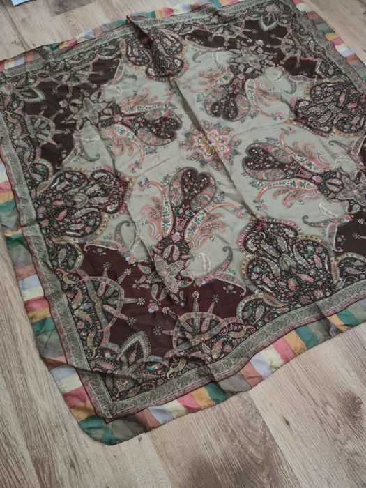 Eșarfă din mătase