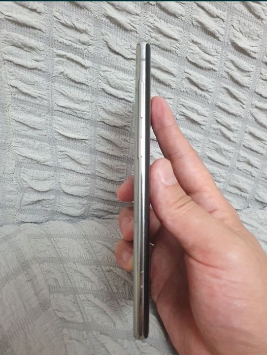 Samsung Galaxy Note 10 12/256GB Silver 5G Flagman Igravoy Holati Ideal