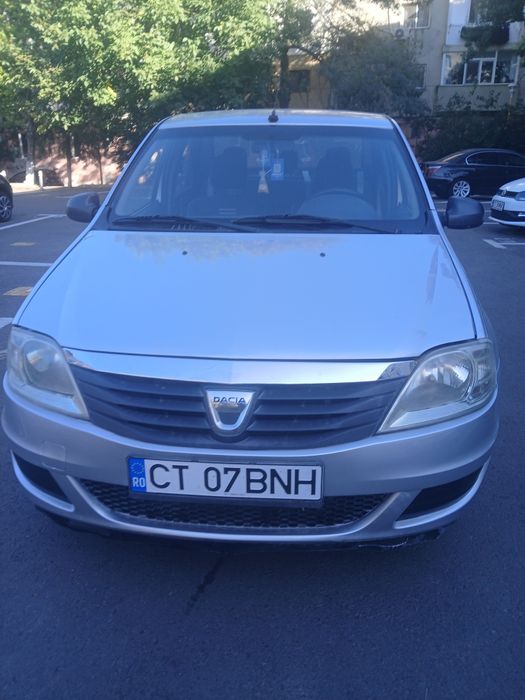 Autoturism Dacia Logan