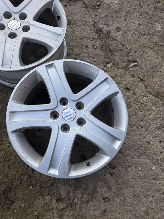 Четири броя джанти за Grand Vitara 2008 година