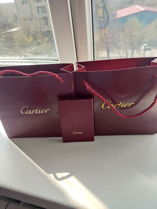 Браслеты Cartier.