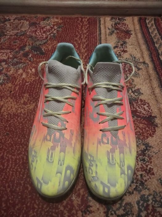 Сараконожки Adidas x