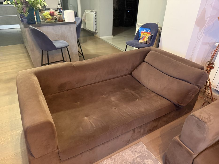 Set canapele 2 + 1, stare bună, foarte confortabile, preț negociabil