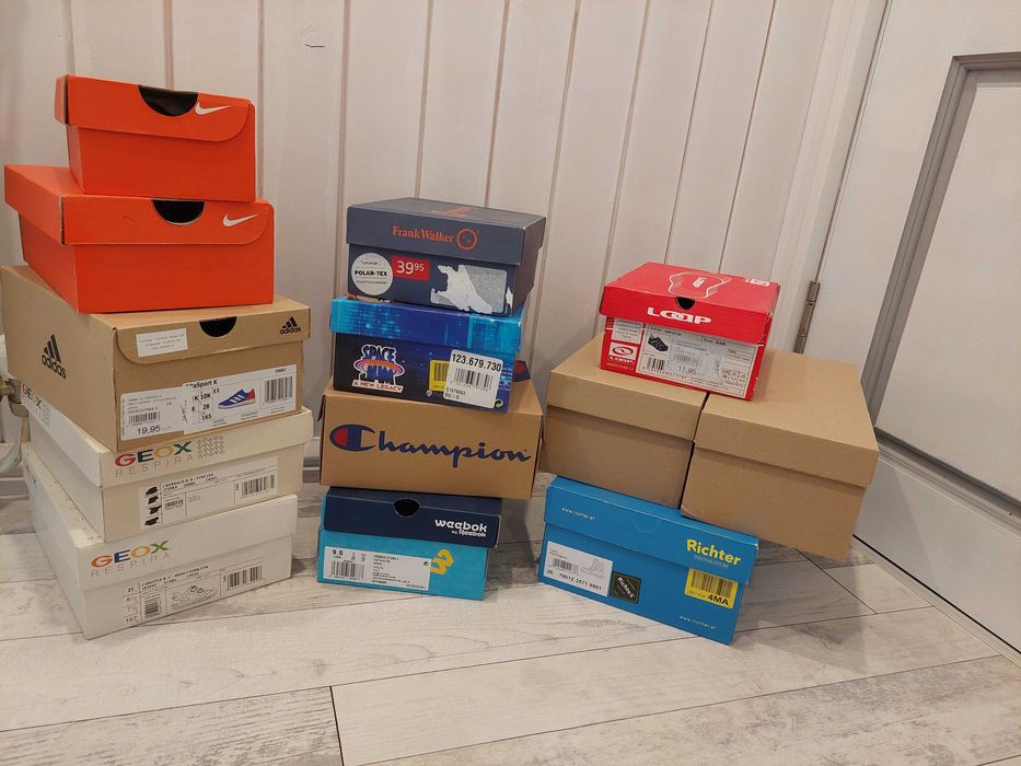 Обувки за момче, размери 21,26,27,28,30