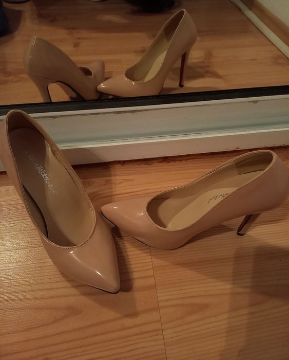 Pantofi stileto lacuiti, marimea 37