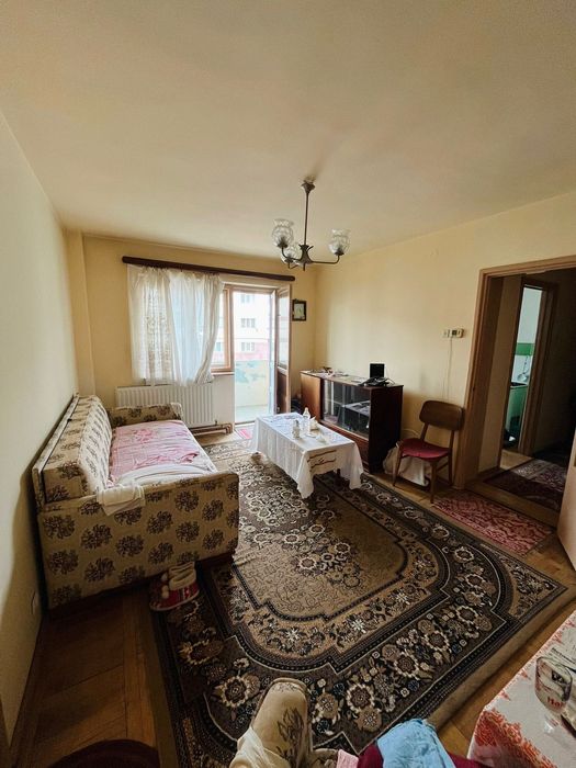 Apartament de vânzare Pucioasa CENTRAL!